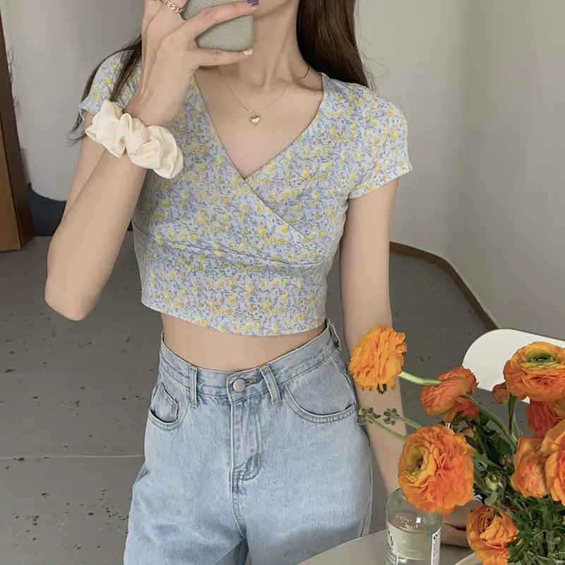 Floral Short Cropped Women's Navel Top
